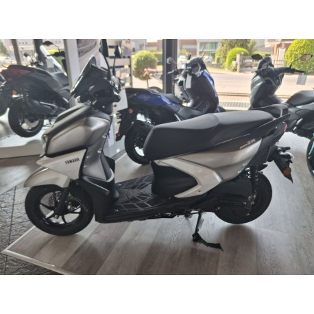 YAMAHA RAYZR 125 SILVER SAND